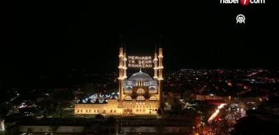 Selimiye Camii Ramazan&rsquo;a yeni ışığıyla &ldquo;merhaba&rdquo; dedi