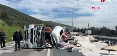 TEM'de trafik kazası; İstanbul y&ouml;n&uuml; trafiğe kapatıldı