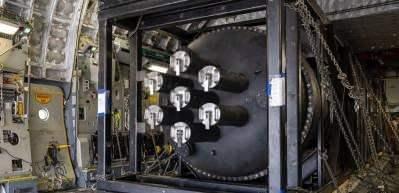 Trump'ın kararnamesi sonrası ABD'de ilk kez n&uuml;kleer reakt&ouml;r kargo u&ccedil;ağıyla taşındı