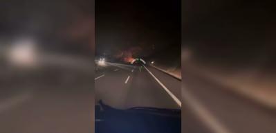 Balıkesir'de d&uuml;şen F-16 u&ccedil;ağının kaza kırıma uğradığı anlar kamerada