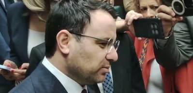 Adalet Bakanı Akın  G&uuml;rlek'ten 'Su&ccedil;a s&uuml;r&uuml;klenen &ccedil;ocuk' hakkında  a&ccedil;ıklamalarda bulundu