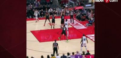 Alperen Şeng&uuml;n 'triple double' ile yıldızlaştı! Rockets, Kings'i perişan etti