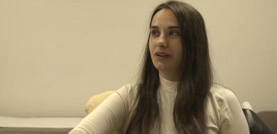 Ayağı kesilmekten kurtarılan gen&ccedil; kadın T&uuml;rkiye&rsquo;de hayata d&ouml;nd&uuml;!