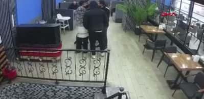 Bursa'da kafeyi savaş alanına &ccedil;eviren kavgada şaşırtan son