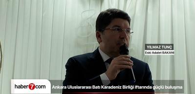 Eski Adalet Bakanı Yılmaz Tun&ccedil; iftarda hemşehrileriyle buluştu