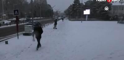 Soğuk ve yağışlı hava etkisini artırıyor: Kar ve fırtına uyarısı