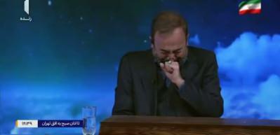  İran Dini Lideri  Hamaney &ouml;ld&uuml;r&uuml;ld&uuml;!Spiker canlı yayında g&ouml;zyaşlarını tutamadı