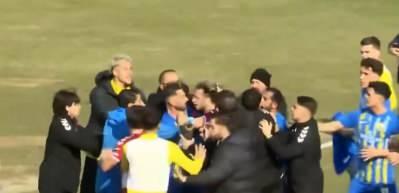 TFF 2. Lig'de ma&ccedil; sonu arbede! 1-1 sonrası ortalık bir anda karıştı