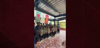 Arakanlı &ccedil;ocuklar Kabe'de Hacılar ilahisini hep bir ağızdan seslendirdi.