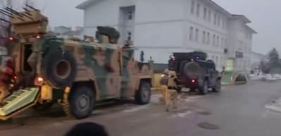 Van ve Hakkari'de zehir tacirlerine baskın