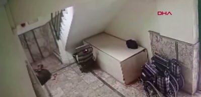 'D&uuml;şmedi' denilen otizmli Mehmet'in merdivenden d&uuml;şt&uuml;ğ&uuml; anın g&ouml;r&uuml;nt&uuml;s&uuml; ortaya &ccedil;ıktı
