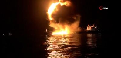 Basra K&ouml;rfezi'nde kızılca kıyamet koptu! İran ABD tankerini havaya u&ccedil;urdu