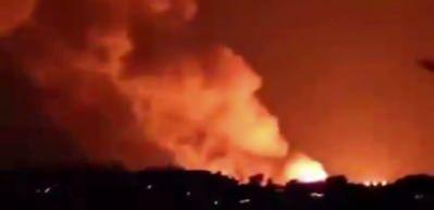 İran'dan İsrail'e H&uuml;rremşehr s&uuml;rprizi! Yağmur gibi d&uuml;şen f&uuml;zeler Tel Aviv'i aydınlattı