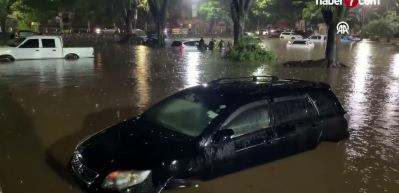 Kenya'daki seller nedeniyle &ouml;lenlerin sayısı 62'ye &ccedil;ıktı