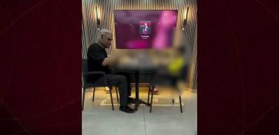 K&uuml;&ccedil;&uuml;k yaştaki oğlunu alkol masasına oturtan baba tepki &ccedil;ekti