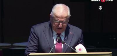 Milli Savunma Bakanı G&uuml;ler'den Katar ile krtik temas! 