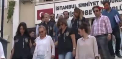  Nazlı Ilıcak ve Ahmet Altan'ın FET&Ouml; davasında karar a&ccedil;ıklandı