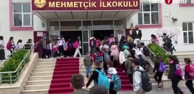 Okullarda ara tatil başlıyor: 18 milyon &ouml;ğrenci dinlenecek