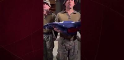 Venezuela'da ABD bayrağı  7 yıl sonra g&ouml;ndere &ccedil;ekildi