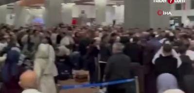 Gaziantep Havalimanı'nda umre yolcuları arasında meydan kavgası