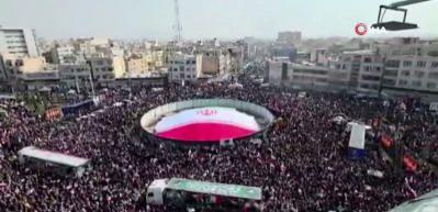 Hamaney'in &ouml;l&uuml;m&uuml;ne rağmen &uuml;st&uuml;nl&uuml;k İran'da: İsrail'den beklenmedik savaş itirafı!