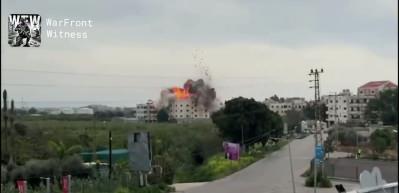 İsrail ordusu: Suriye'nin g&uuml;neyinde Şam y&ouml;netimine ait askeri &uuml;sleri vurduk