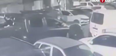 Kağıthane'de dehşet anları: 'Ne bakıyorsun dedi, ayaklarına sıktık&rsquo;