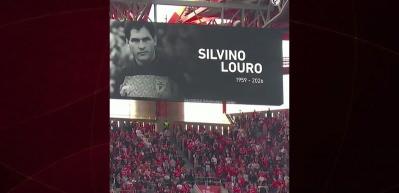 Onu hi&ccedil; b&ouml;yle g&ouml;rmediniz: Mourinho g&ouml;zyaşlarını tutamadı