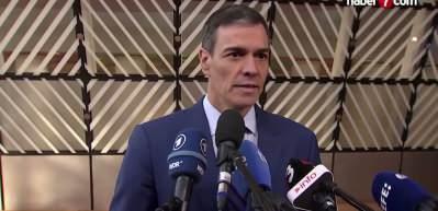 Sanchez "savaşa hayır" mesajına T&uuml;rkiye'den ve t&uuml;m d&uuml;nyadan gelen destek mektuplarını paylaştı