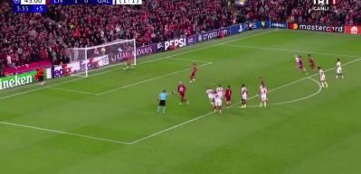 Uğurcan &Ccedil;akır Şampiyonlar Ligi&rsquo;ne damga vurdu