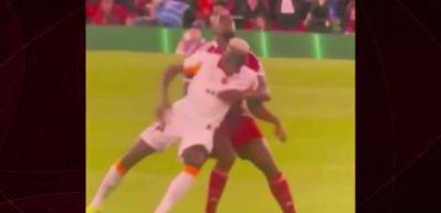 Galatasaray Victor Osimhen'in ameliyat hakkında a&ccedil;ıklamada bulundu