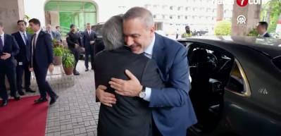 Bakan Fidan'dan Pakistan'da kritik g&ouml;r&uuml;şme
