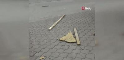 Denizli&rsquo;de şiddetli r&uuml;zgar hayatı olumsuz etkiledi