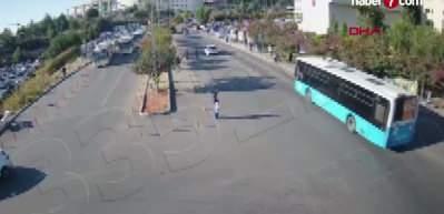 Eşinin &ouml;l&uuml;m&uuml;ne kendisinin yaralanmasına neden olan şof&ouml;re verilen cezayı az buldu