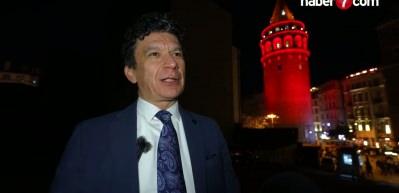 Galata Kulesi'nde anlamlı anlar: Kırmızı ışıkla aydınlatıldı!