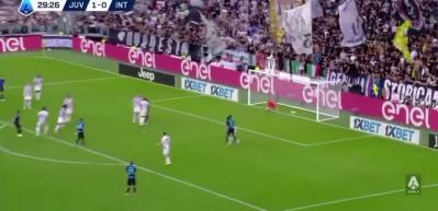 Galatasaray&rsquo;da &Ccedil;alhanoğlu hamlesi: Okan Buruk&rsquo;la bir araya geldi