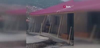 Mersin'de heyelan: Evler zarar g&ouml;rd&uuml;, b&ouml;lgeye giriş yasaklandı!