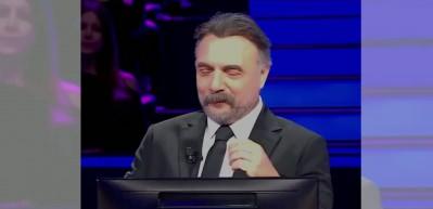 Yaşı ve g&ouml;r&uuml;nt&uuml;s&uuml;yle Oktay Kaynarca'yı şoke etmişti! 500 bin TL'lik soruyu a&ccedil;tırdı