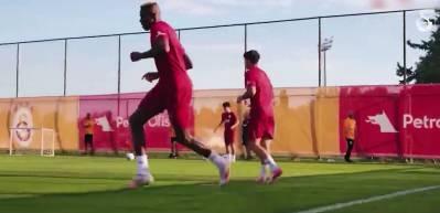 Victor Osimhen, TFF 1. Lig ekibini satın alacağını a&ccedil;ıkladı