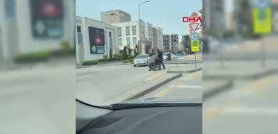 Osmaniye'de polis memurundan y&uuml;rekler ısıtan yardım