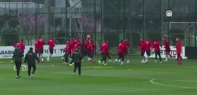 A Milli Futbol Takımı'nın D&uuml;nya Kupası'ndaki Paraguay ma&ccedil;ının saati değişti