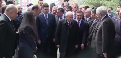 Bah&ccedil;eli, Alparslan T&uuml;rkeş'i vefatının 29. yıl d&ouml;n&uuml;m&uuml;nde kabri başında andı