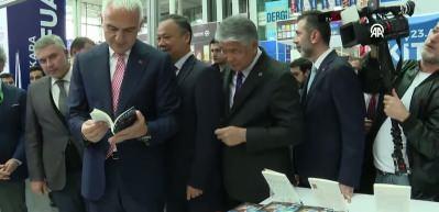 Bakan Ersoy&rsquo;dan k&uuml;t&uuml;phane ve yayıncılık vurgusu: destekler 318 milyon TL&rsquo;yi aştı