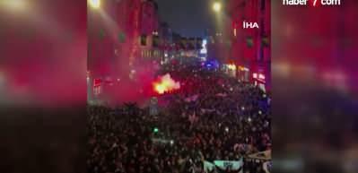  Bosna Hersek&rsquo;in 12 yıl aradan sonra D&uuml;nya Kupası bileti alması gece boyunca kutlandı
