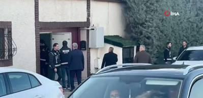 Bursa B&uuml;y&uuml;kşehir Belediye Başkanı Mustafa Bozbey'in g&ouml;zaltına alındığı anlar ortaya &ccedil;ıktı