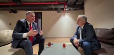 CHP'li Yarkadaş'tan olay iddia: &Ouml;zg&uuml;r &Ouml;zel'in altındaki arabayı &Ouml;zkan Yalım mı aldı?