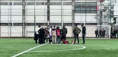 Sakatlanan takım arkadaşlarına &uuml;z&uuml;ld&uuml;ler, oyuna devam edemediler