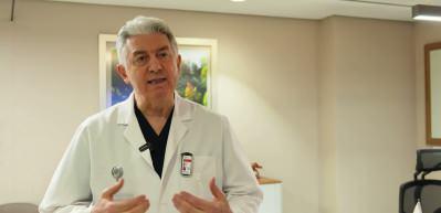 Kalp masajında ilk dakikalar kritik: Uzmanlardan doğru m&uuml;dahale uyarısı