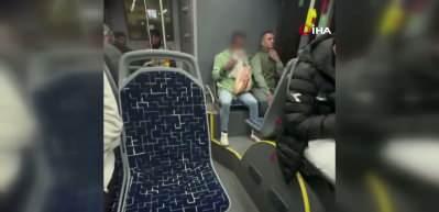 Sakarya'da otob&uuml;ste u&ccedil;ucu madde kullanan şahıs yolcuları tedirgin etti