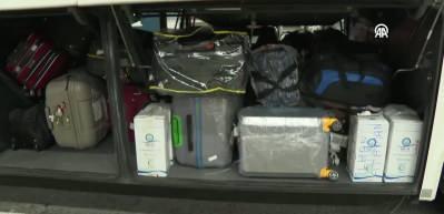 Tur şirketi iflası nedeniyle Suudi Arabistan'da mahsur kalan 177 umreci yurda d&ouml;nd&uuml;